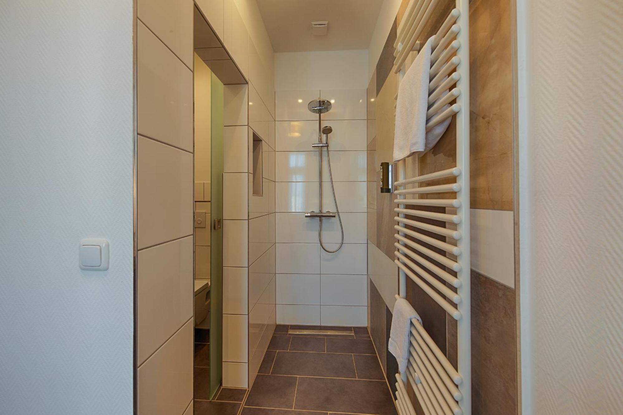 Hotel Fuersteneck Бернбург Экстерьер фото